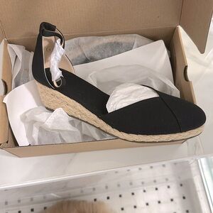 NEW Black Espadrille 2” Comfortable Wedge. NEW in BOX never worn, by Juliet Holy